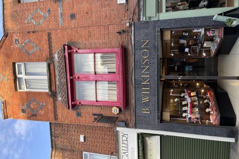 Shop for sale, Windsor,  Berkshire,  SL4