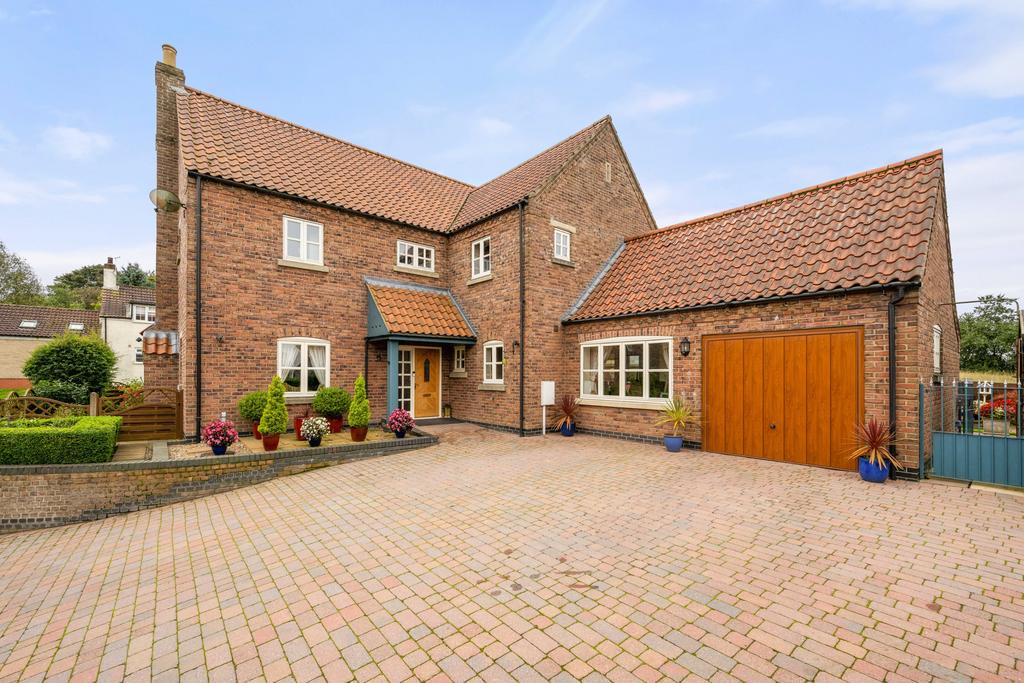 Chapel Court, Fulletby, Horncastle, LN9 5 bed detached house for sale