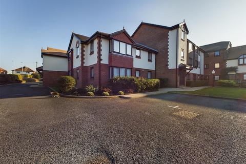 2 bedroom flat to rent, Alexandra Mews, Ormskirk, L39 1RH