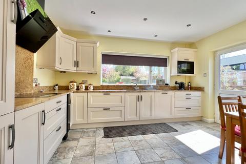 2 Longmead Drive, Fiskerton, Southwell, NG25 0UP