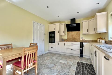 2 Longmead Drive, Fiskerton, Southwell, NG25 0UP