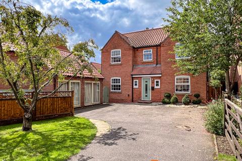 4 bedroom detached house for sale, Moorland Close, 1 LN5