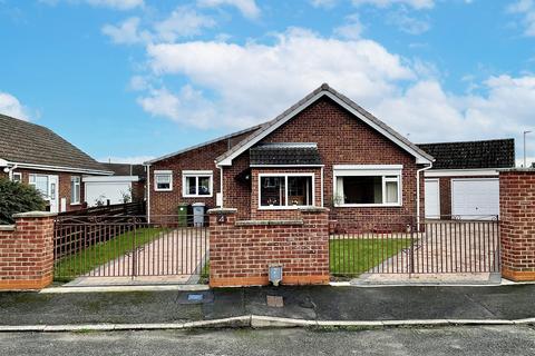 3 bedroom detached bungalow for sale, Pinfold Close, 1 NG23