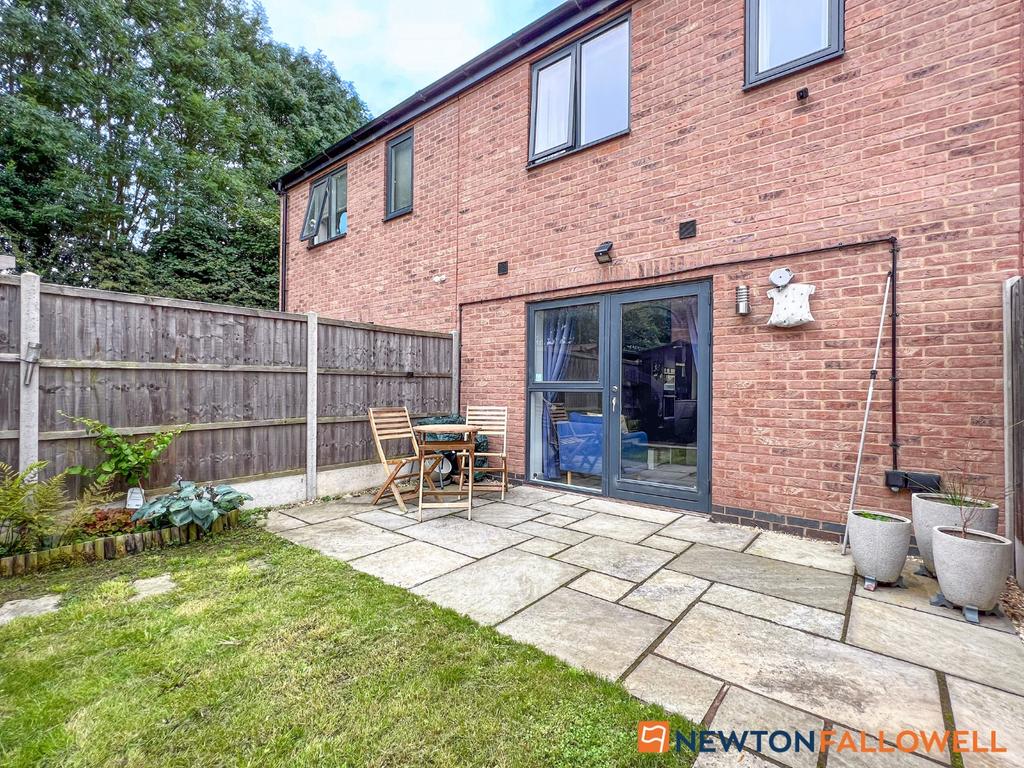Woodland Walk, 1 NG23 2 bed terraced house for sale £132,600