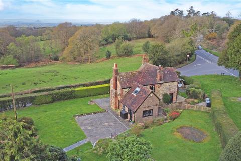 4 bedroom detached house for sale, Duddleswell, East Sussex