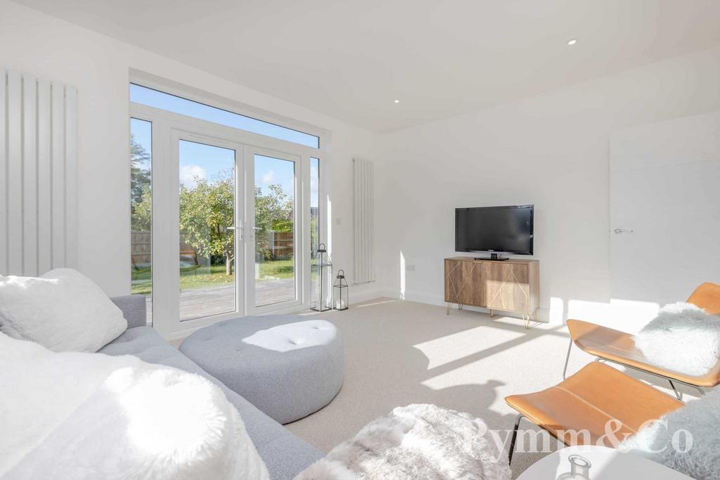 Ipswich Road, Norwich NR4 3 bed detached bungalow for sale £500,000