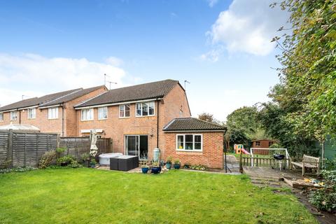 4 bedroom end of terrace house for sale, Watford, Hertfordshire WD24