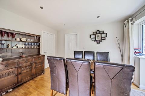 4 bedroom end of terrace house for sale, Gisburne Way, Hertfordshire WD24