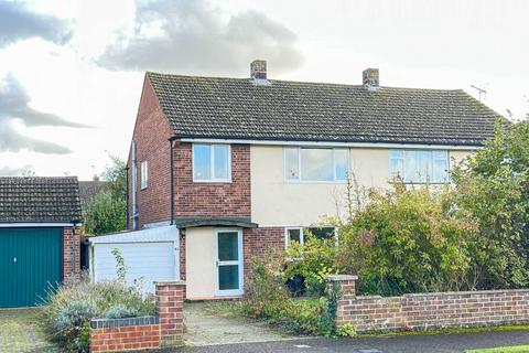 4 bedroom semi-detached house for sale - Brookmead Drive, Wallingford OX10