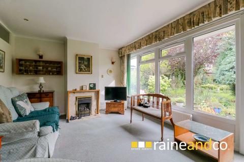 57 Briars Lane, Hatfield, AL10 8EX