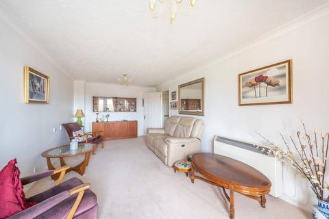 2 bedroom flat for sale - Forty Avenue, Wembley, HA9