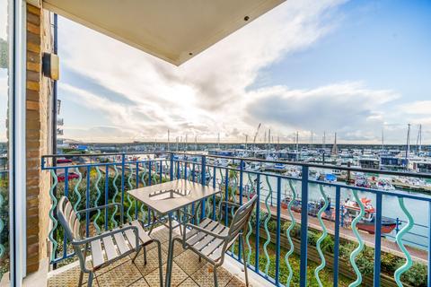 2 bedroom flat for sale, The Strand, Brighton Marina Village, Brighton, East Sussex, BN2