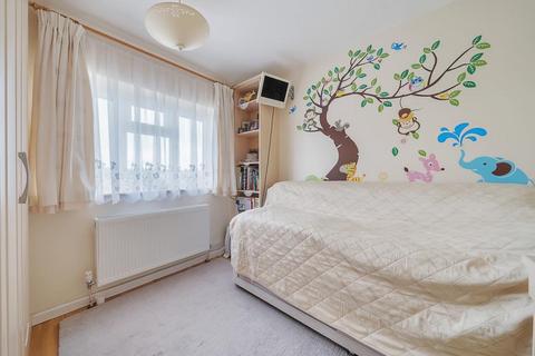 23 Causmans Way, Tilehurst, Reading, RG31 6PG