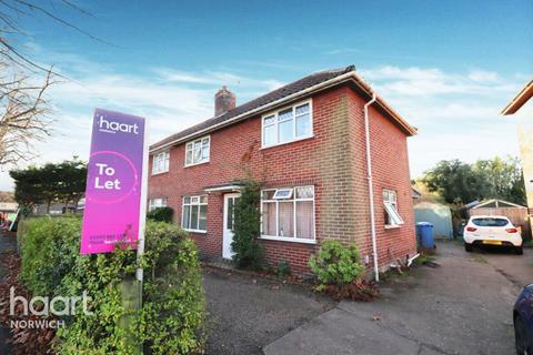 4 bedroom semi-detached house to rent, Beverley Road, Norwich