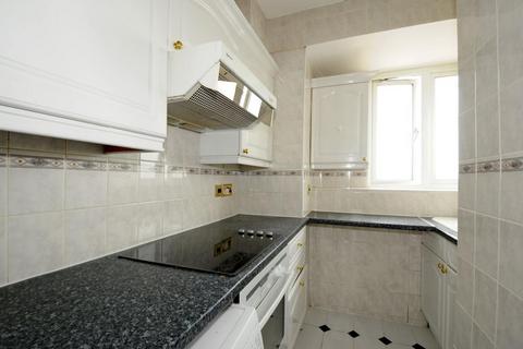 2 bedroom flat for sale, Grove Hall Court, London