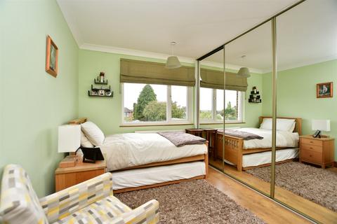 3 bedroom terraced house for sale - Watling Street, Rochester, Kent