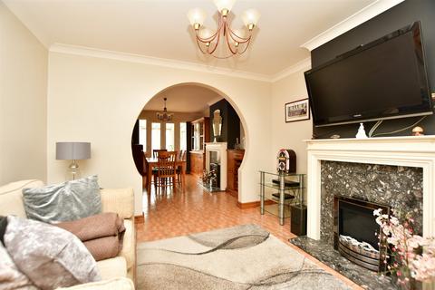 141 Watling Street, Rochester, ME2 3JJ