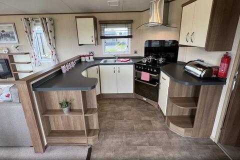 2 bedroom static caravan for sale, Stratford Parks