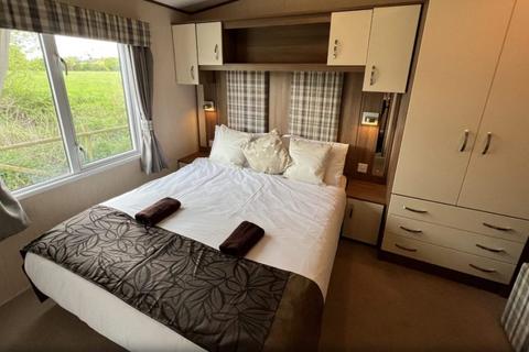 2 bedroom static caravan for sale, Stratford Parks