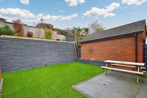 10 Carmel Close, Poole, BH15 4RD