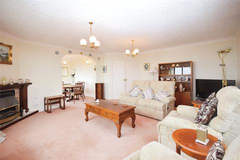 2 bedroom bungalow for sale, Stad Gwastadgoed Isaf, Llwyngwril, Gwynedd, LL37