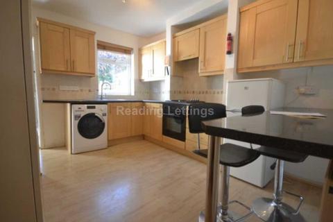 2 bedroom terraced house to rent, Reading, Berkshire