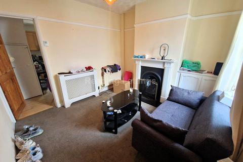 2 bedroom terraced house to rent, Reading, Berkshire