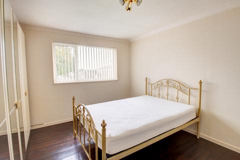 89 Byron Way, Catshill, Bromsgrove, B61 0ND