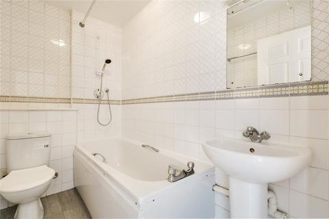 32 Hillgate Place, London, SW12 9ES