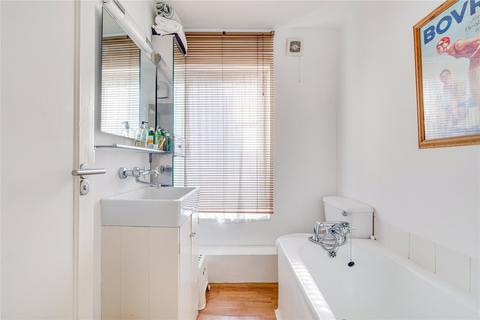 2 bedroom maisonette for sale, North End Road, London