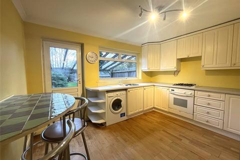 37 Cowper Close, Welling, DA16 2JT