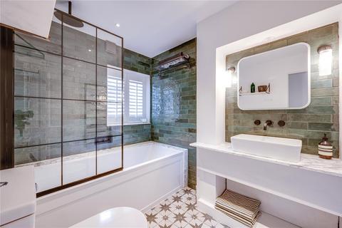 29b Oakbury Road, London, SW6 2NN