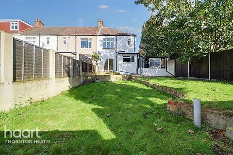 99 Bensham Manor Road, Thornton Heath, CR7 7AG