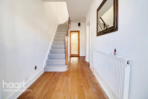 99 Bensham Manor Road, Thornton Heath, CR7 7AG