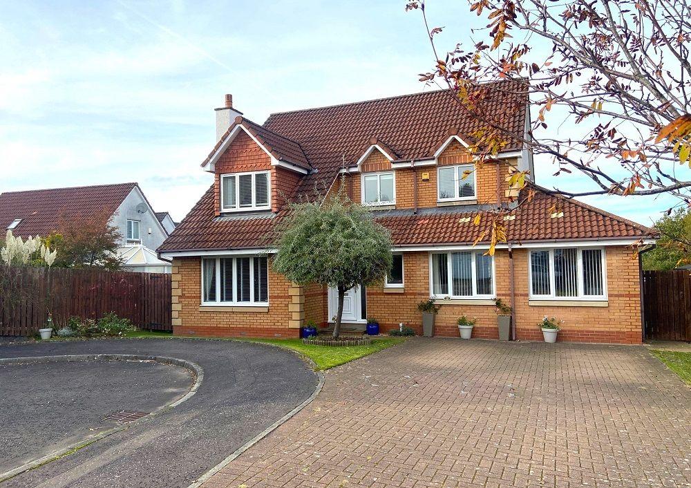 20 Cypress Glade, Livingston 5 bed detached house for sale £425,000