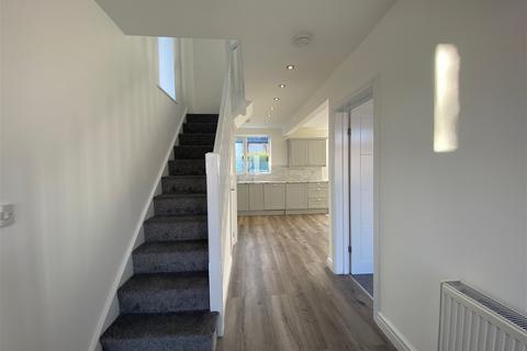 3 bedroom semi-detached house for sale - Mough Lane, Chadderton