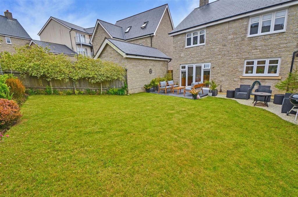 Rear garden