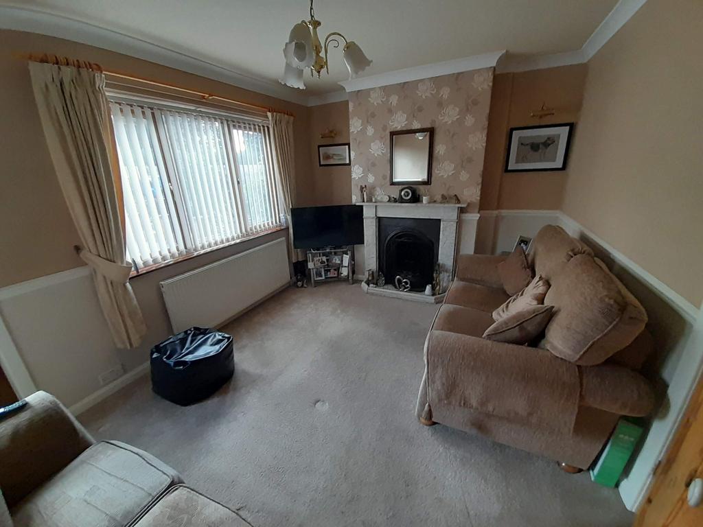 Edderthorpe Lane, Darfield S73 2 bed townhouse for sale £149,000