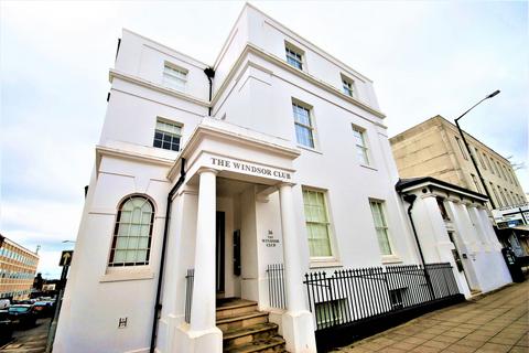 1 bedroom apartment to rent, Windsor Club, Windsor Street, Leamington Spa, Warwickshire, CV32