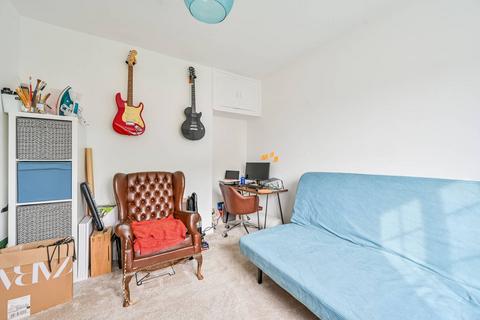 152 Dursley Road, London, SE3 8PH