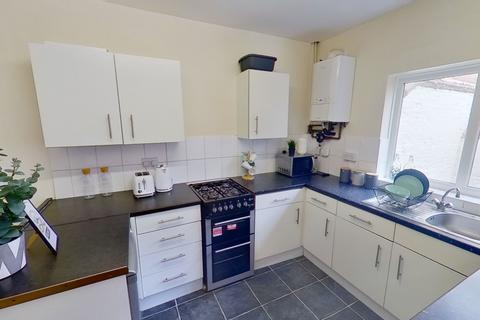 4 bedroom house to rent, 28 Sherwin Road, Lenton, Nottingham, NG7 1SA