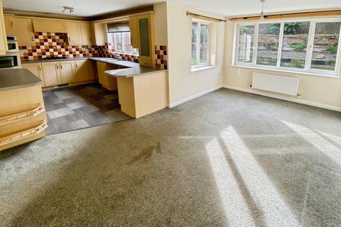 4 bedroom detached house for sale, Lindisfarne Way, Grantham, NG31