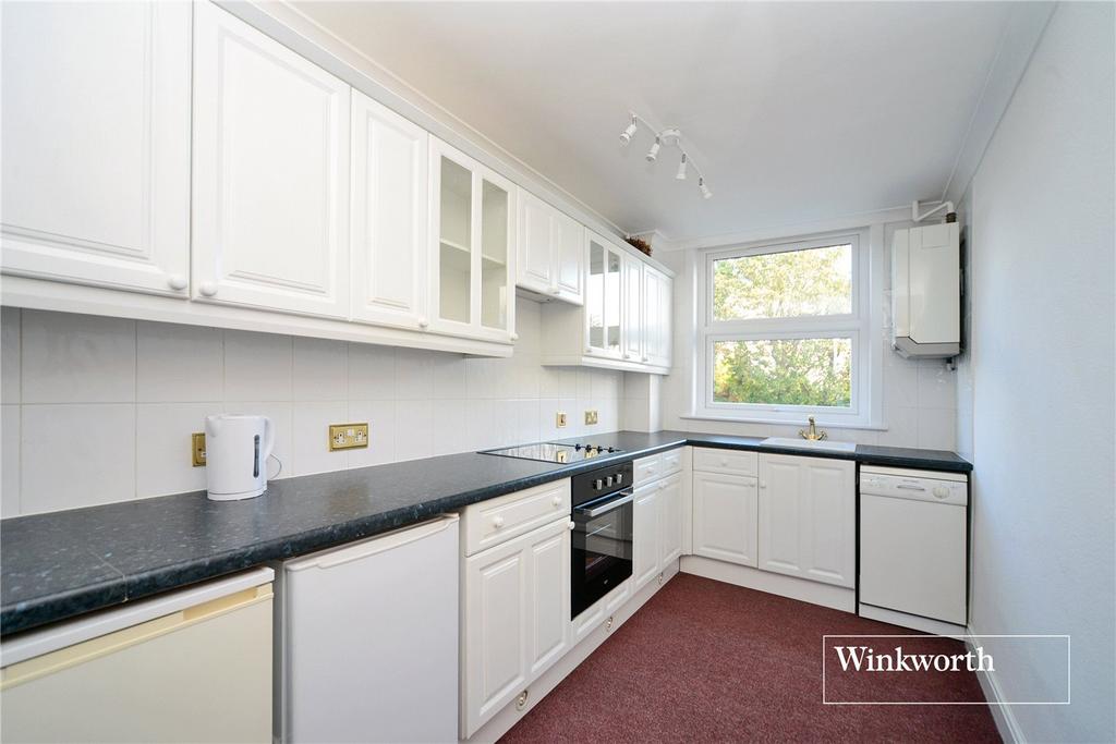 Gainsborough Terrace, Manor Road, Cheam, SM2 3 bed end of terrace house