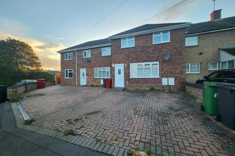 3 bedroom terraced house to rent, Slough,  Berkshire,  SL2