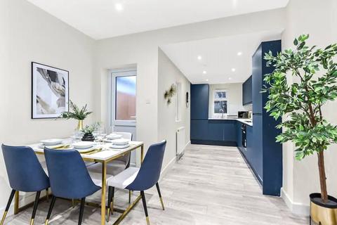 39 Norcutt Road, Twickenham, TW2 6SR