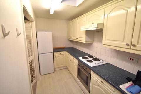 2 bedroom apartment to rent, Osborne Road, Windsor, Berkshire, SL4