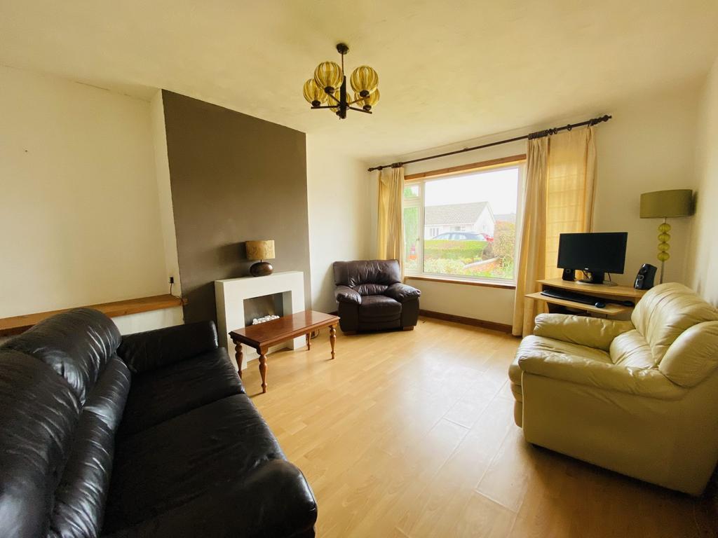 40 Martinton Road, Heathhall, Dumfries, DG1 3 QS -