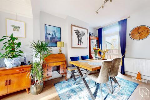 56 Dalmally Road, Croydon, CR0 6LS