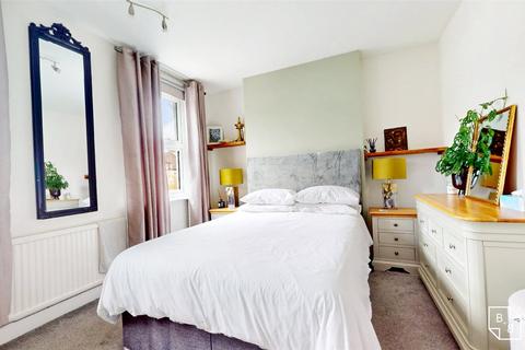 56 Dalmally Road, Croydon, CR0 6LS