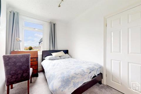 56 Dalmally Road, Croydon, CR0 6LS